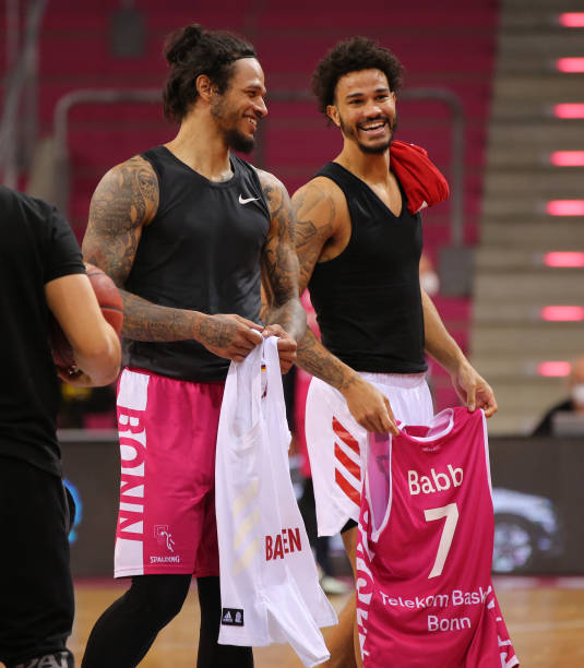 推动整个项 推动整个项